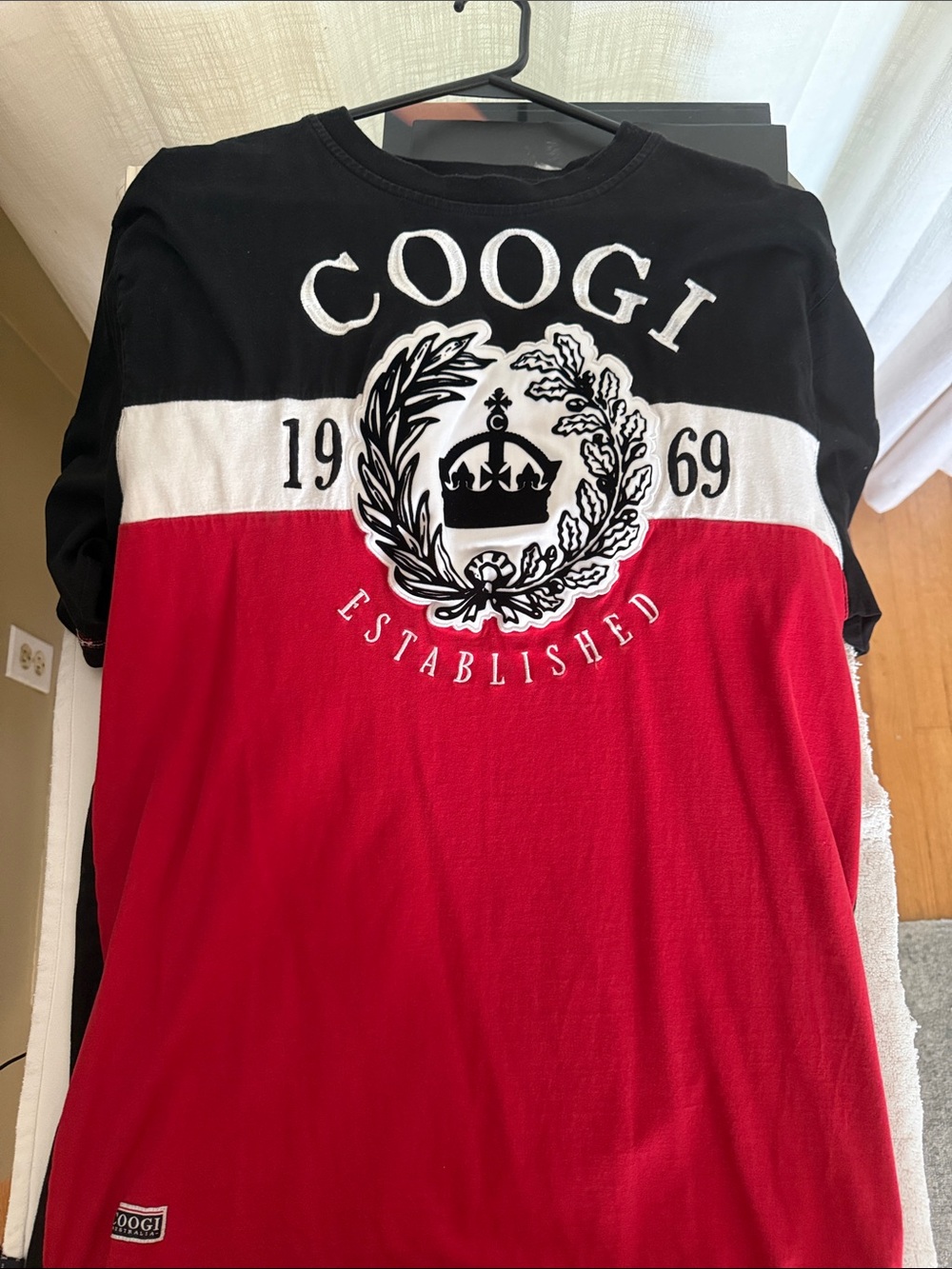 COOGI Men’s Black White Red Crest Colorblock Tee
